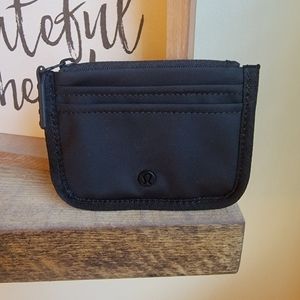 Lululemon true identity card case